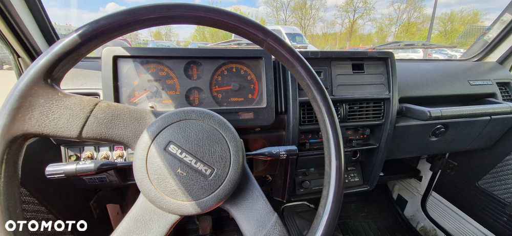 Suzuki Samurai - 8