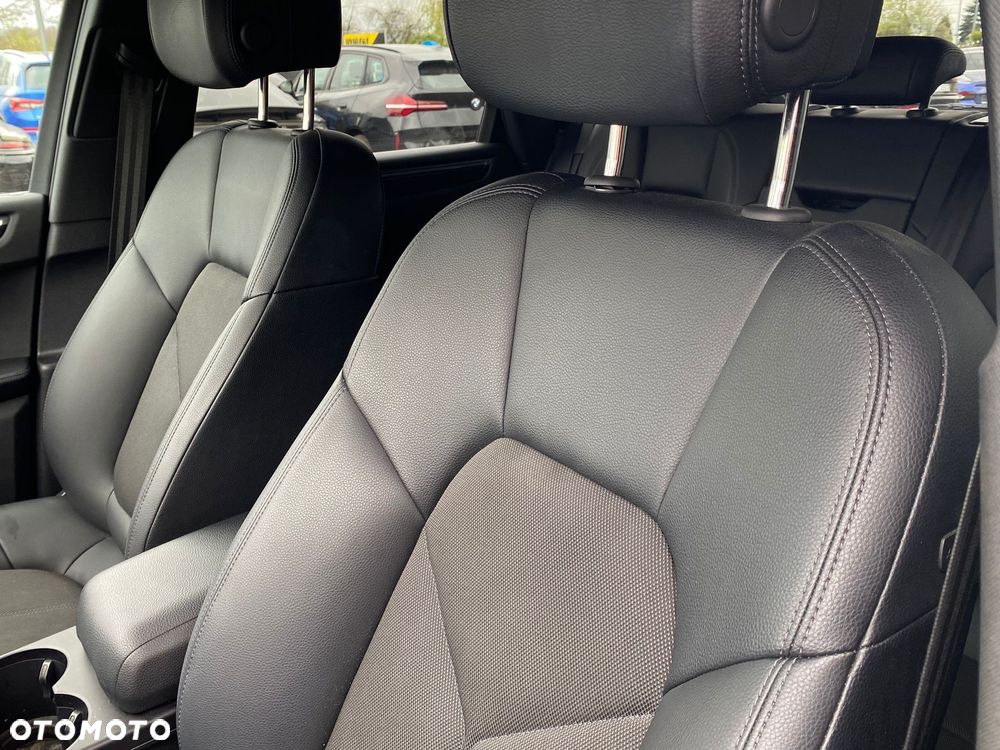 Porsche Macan Standard - 21