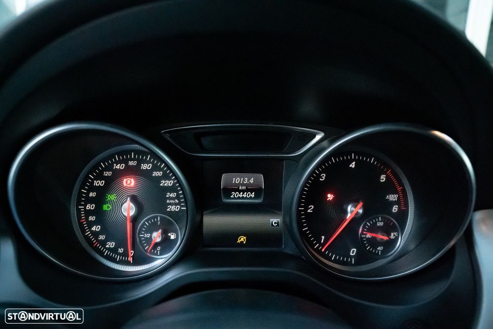 Mercedes-Benz CLA 180 d AMG Line - 9