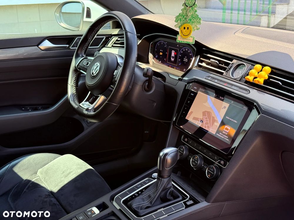 Volkswagen Arteon 2.0 TDI SCR R-Line DSG - 24