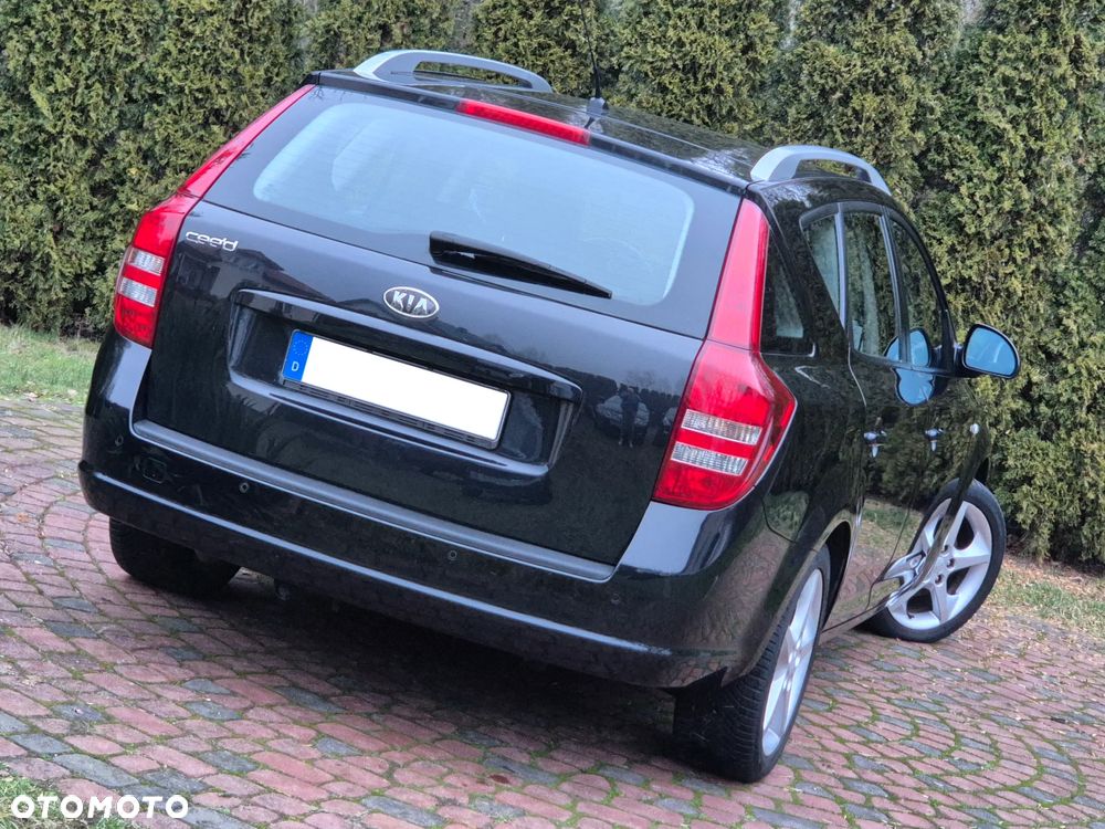 Kia Ceed 2.0 CVVT Spirit - 18