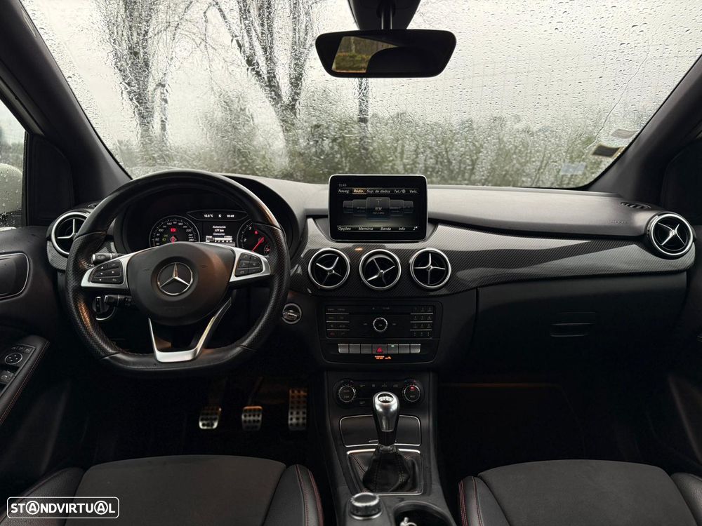 Mercedes-Benz B 180 d AMG Line - 11