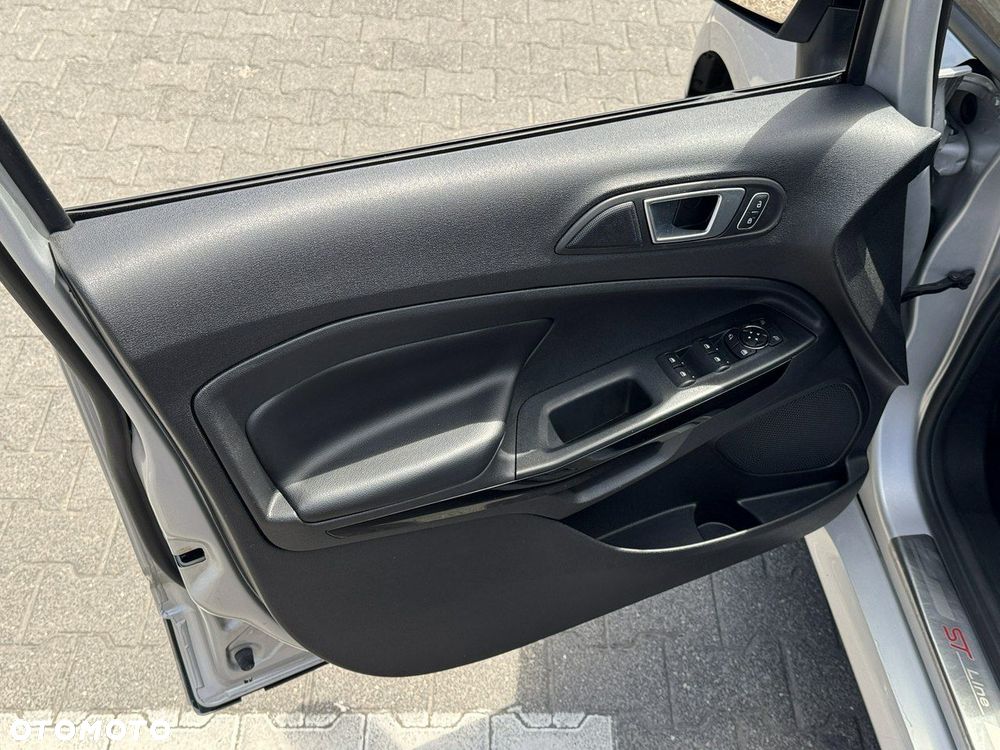 Ford EcoSport 1.0 EcoBoost ST-LINE - 26