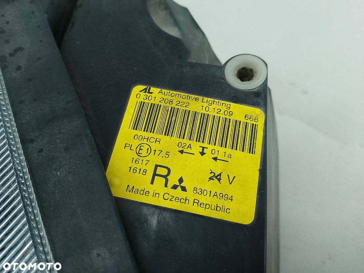 LAMPA PRZÓD PRAWA MITSUBISHI COLT VI 8301A994  0301208222 - 4