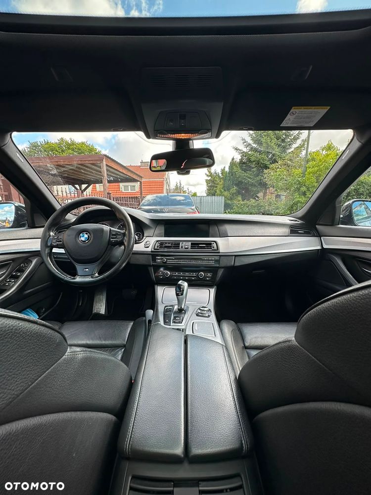 BMW Seria 5 520d - 24