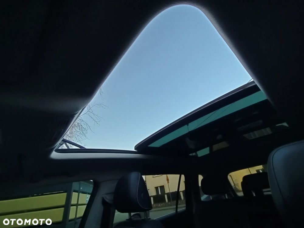 Volkswagen Tiguan - 23