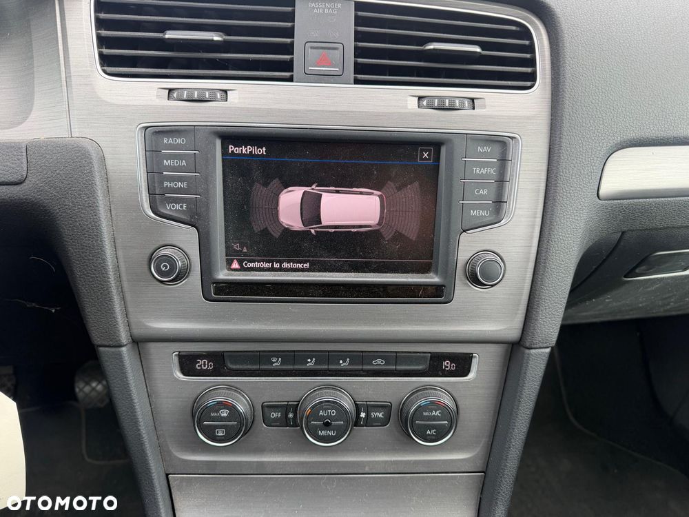 Volkswagen Golf 1.6 TDI BlueMotion Trendline - 17