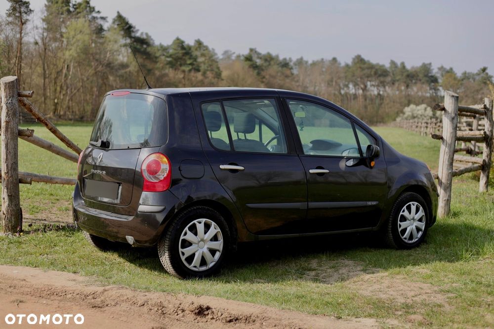 Renault Modus 1.6 16V Cite - 11