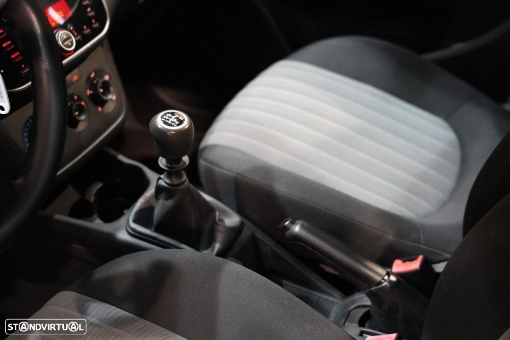 Fiat Punto 1.2 Easy S&S - 18