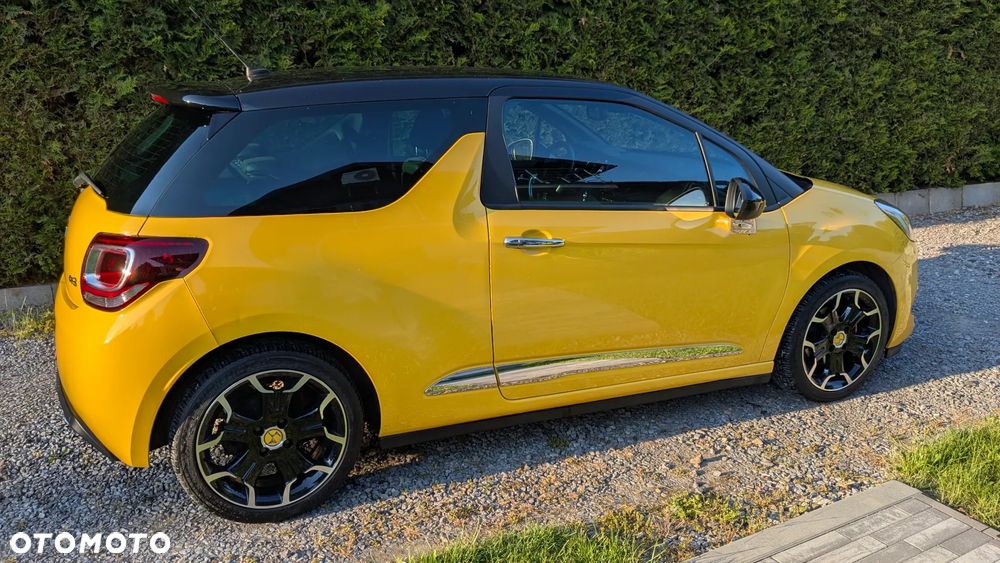 Citroën DS3 1.6 THP SportChic S&S - 3