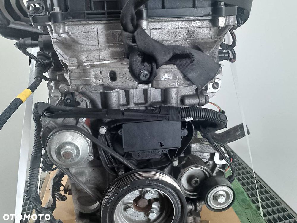 SILNIK CITROEN C3 III HM05     10XVA7 1.2 VTI - 3