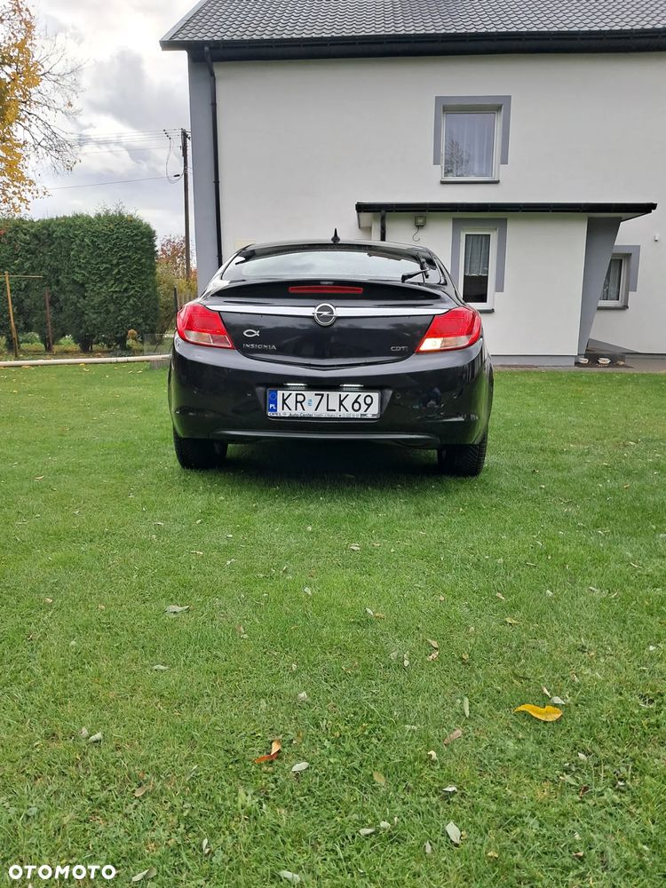 Opel Insignia 2.0 CDTI - 8