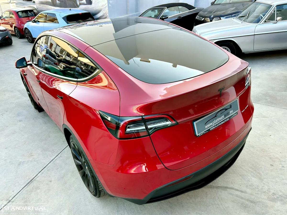 Tesla Model Y Long Range Dual Motor AWD - 48