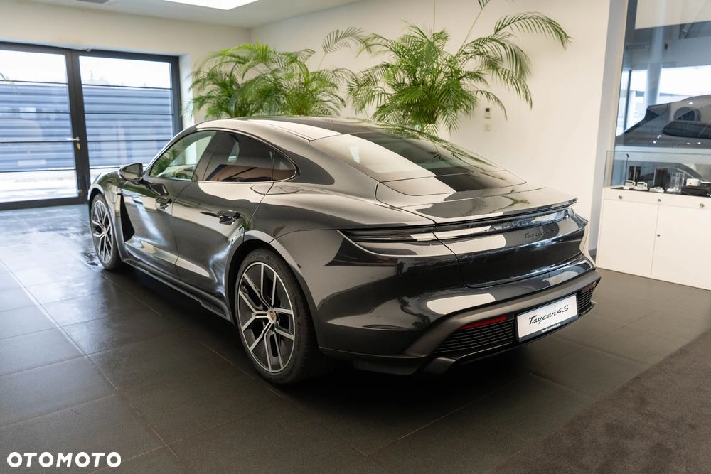 Porsche Taycan 105kWh 4S Black Edition - 3