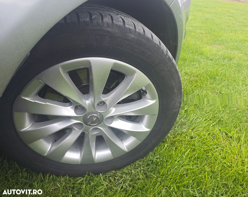 Opel Meriva 1.7 CDTI Automatik 150 Jahre - 20