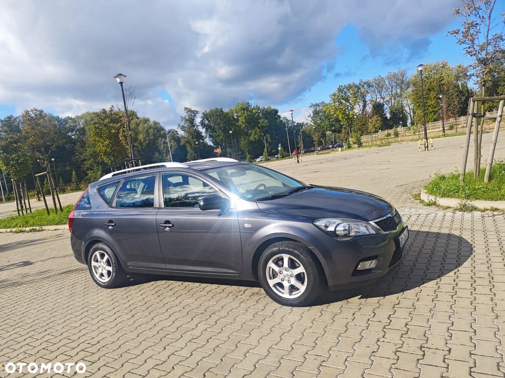 Kia Ceed Cee'd 1.6 Crdi Comfort + - 18