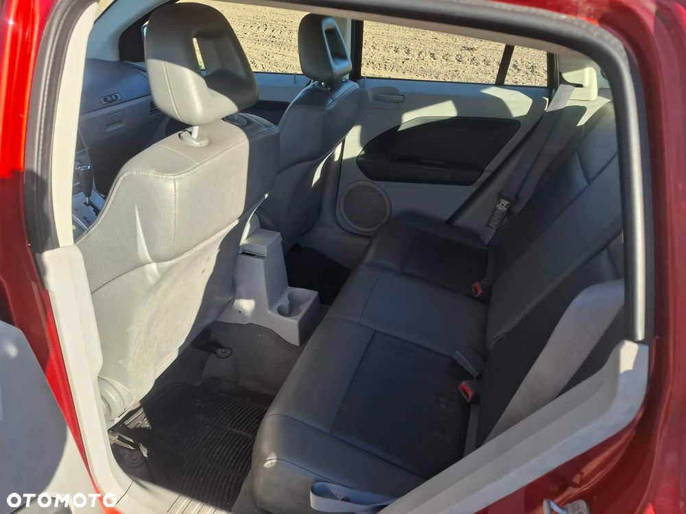 Dodge Caliber - 5
