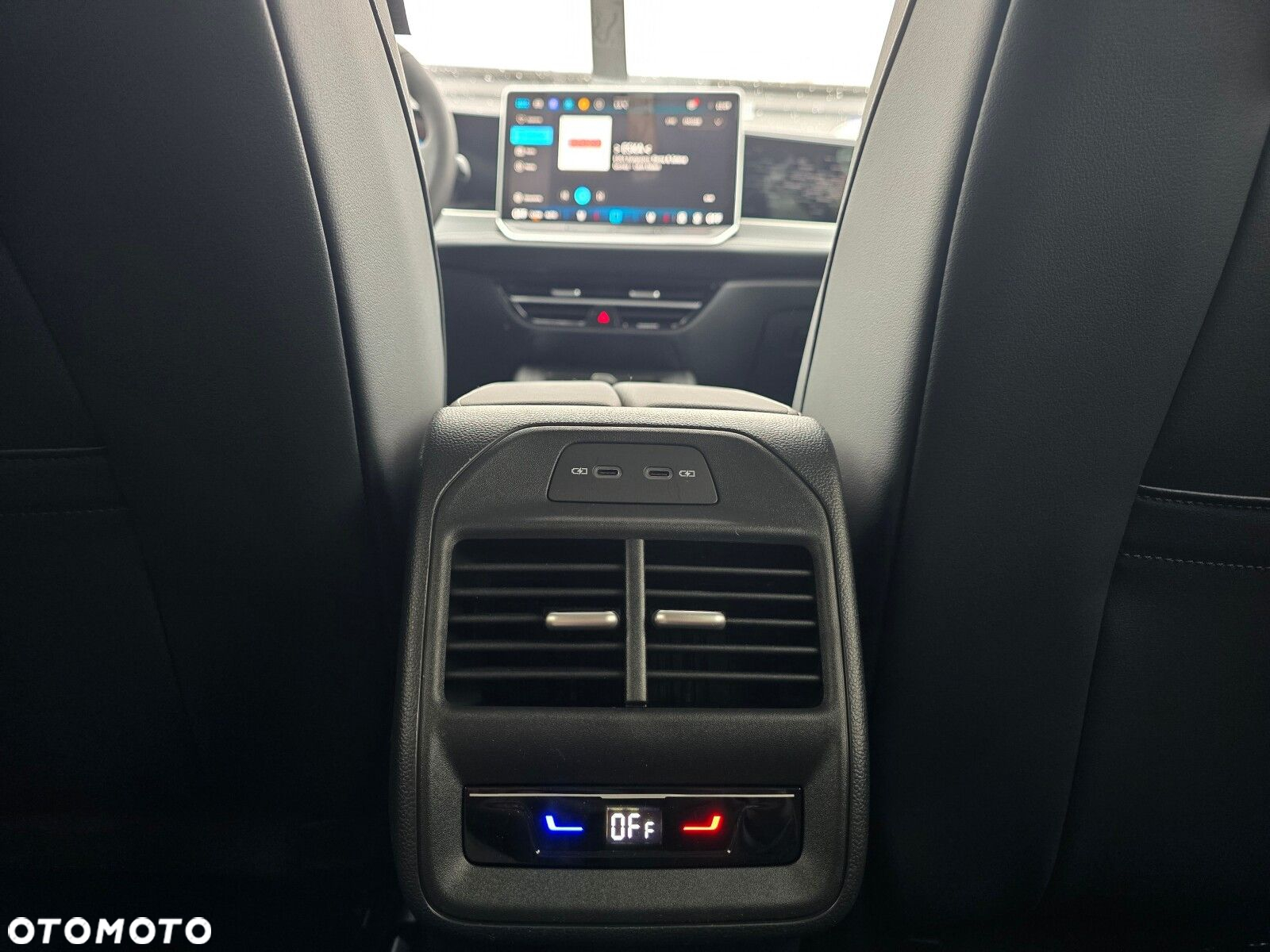 Volkswagen Passat 1.5 TSI ACT mHEV Business Plus DSG - 15