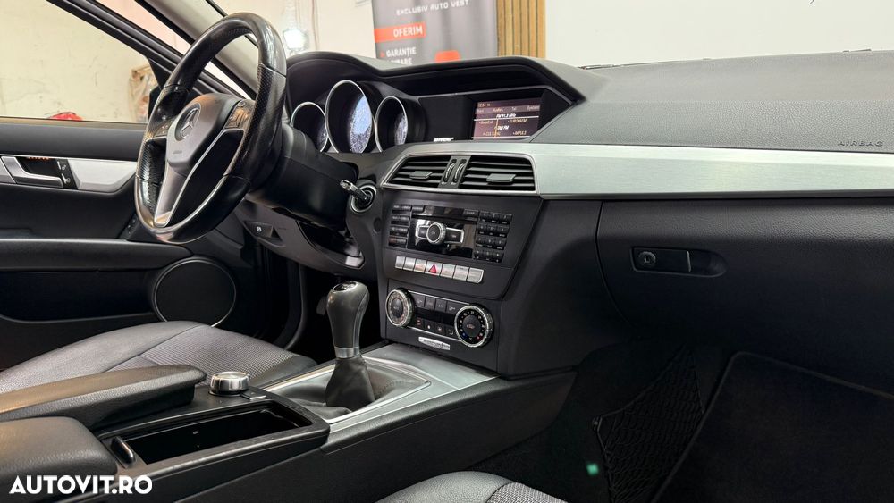 Mercedes-Benz C 180 CDI DPF (BlueEFFICIENCY) Avantgarde - 21