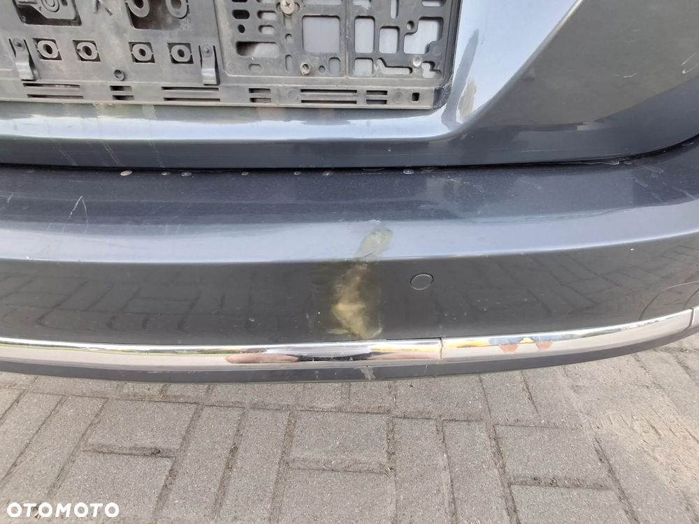 Volkswagen Passat - 7