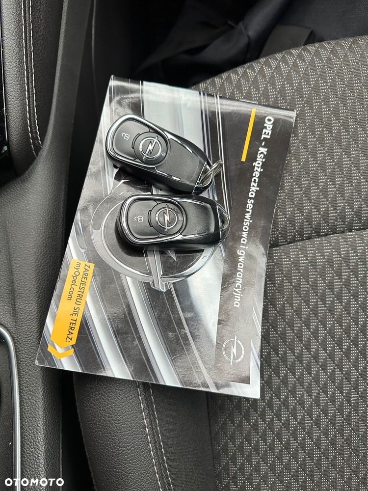 Opel Astra 1.4 T Elite - 9