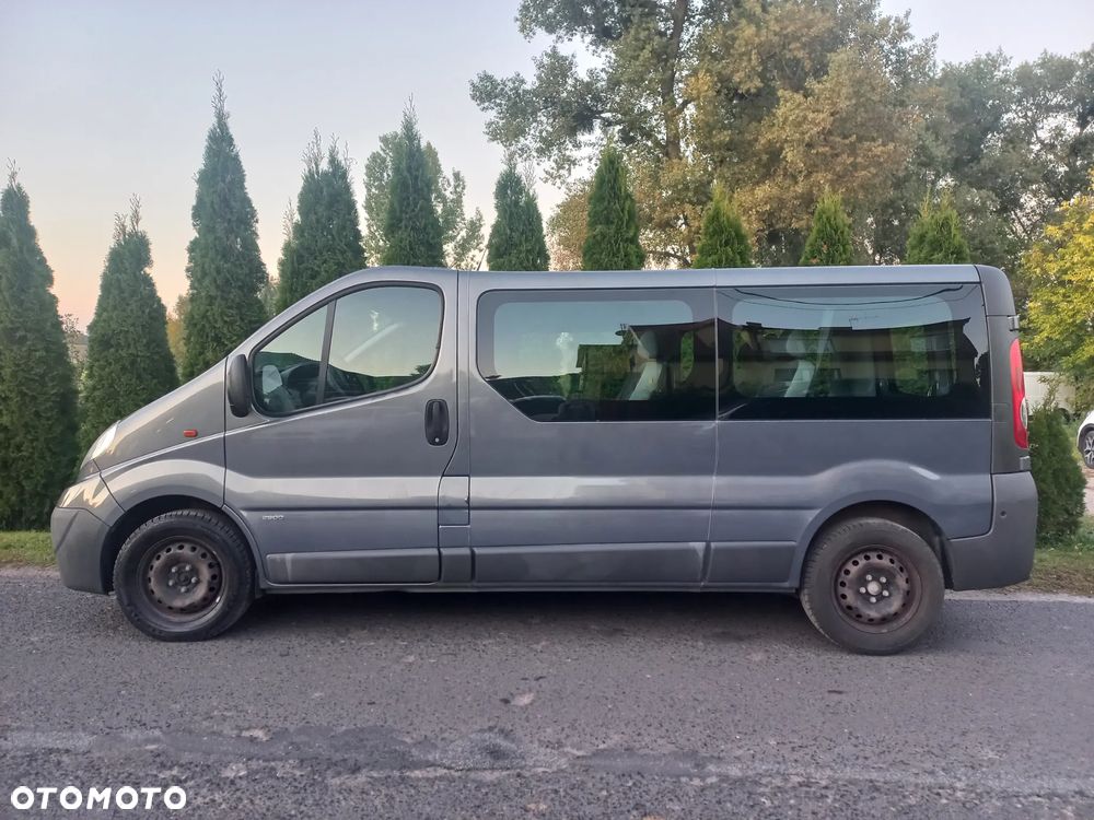 Opel Vivaro - 5