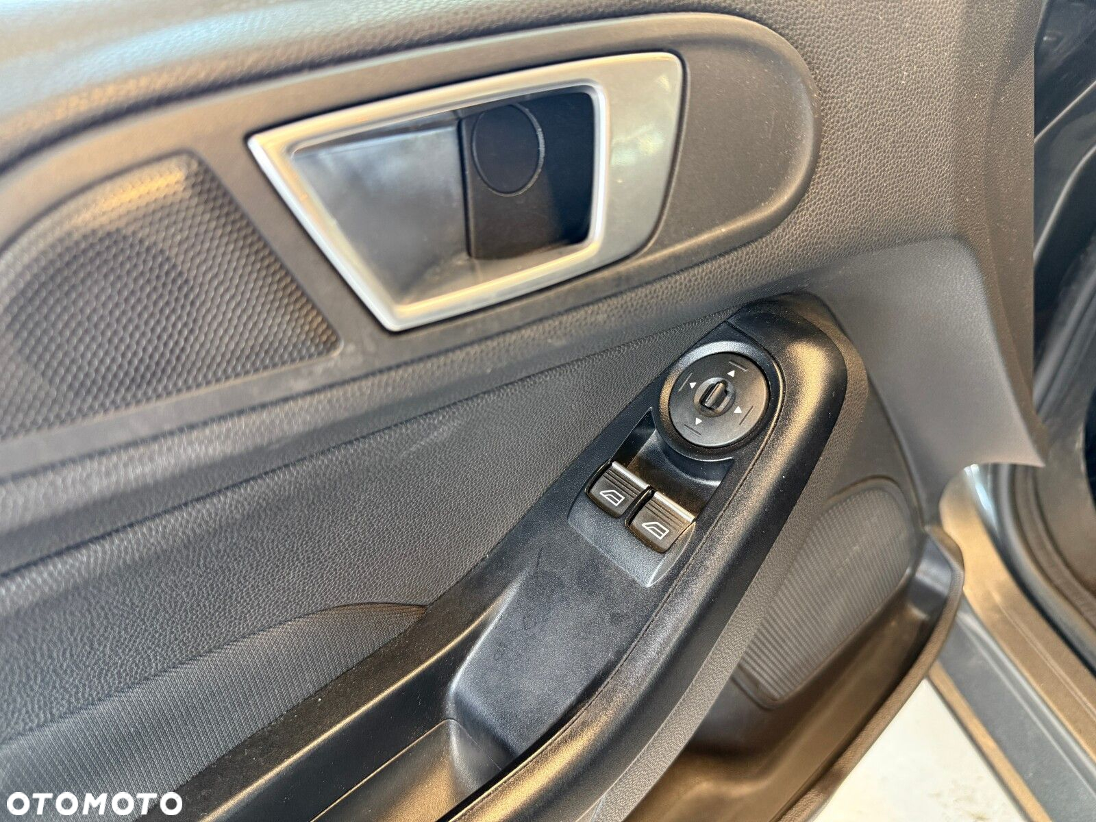 Ford Fiesta - 20