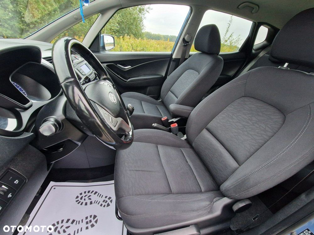Hyundai ix20 - 17