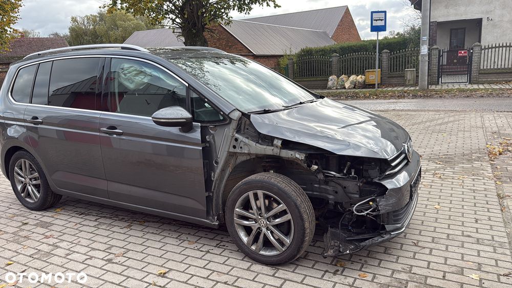 Volkswagen Touran 2.0 TDI BMT Highline DSG - 5