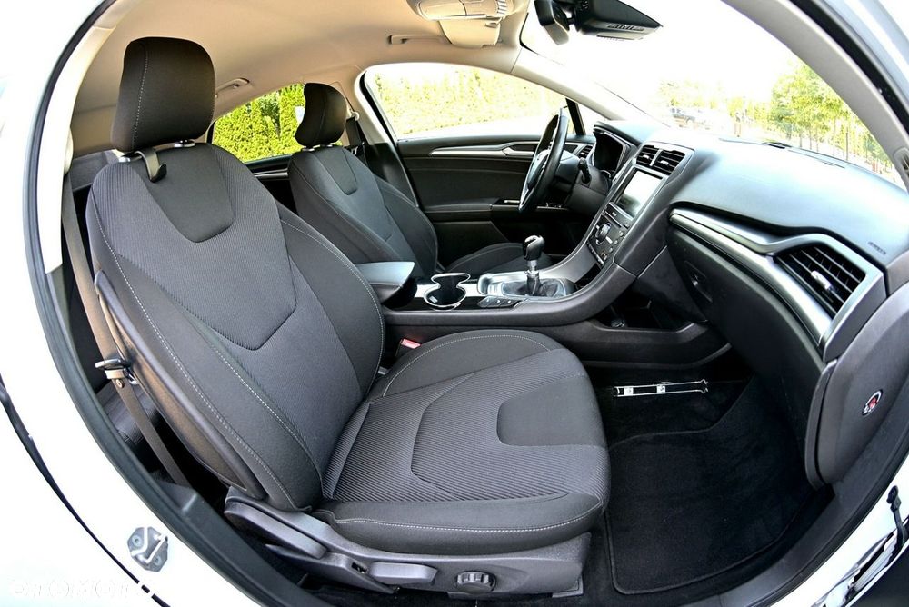 Ford Mondeo 2.0 TDCi ST-Line - 24