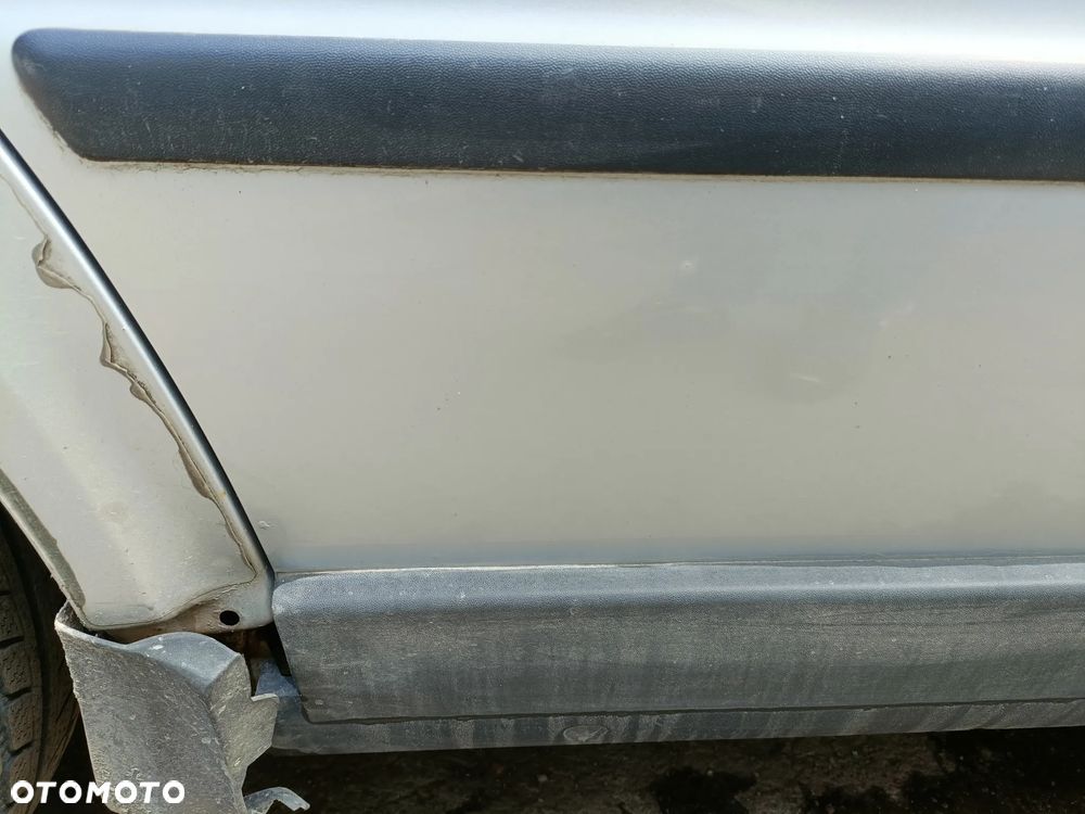 VOLKSWAGEN PASSAT B5 96-05 2004 r. LIFT SEDAN LA7W drzwi prawy tył PT * - 6