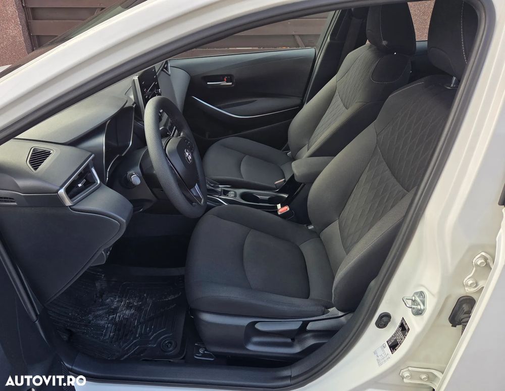 Toyota Corolla 1.8 HSD Business - 4