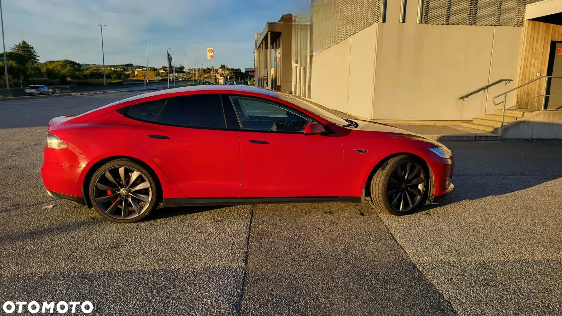 Tesla Model S 85 - 2