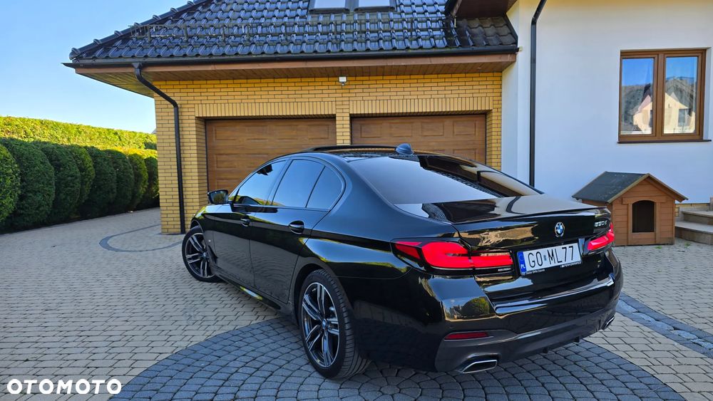 BMW Seria 5 530d M Sport Edition - 17