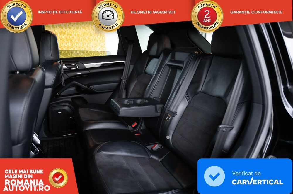 Porsche Cayenne - 24