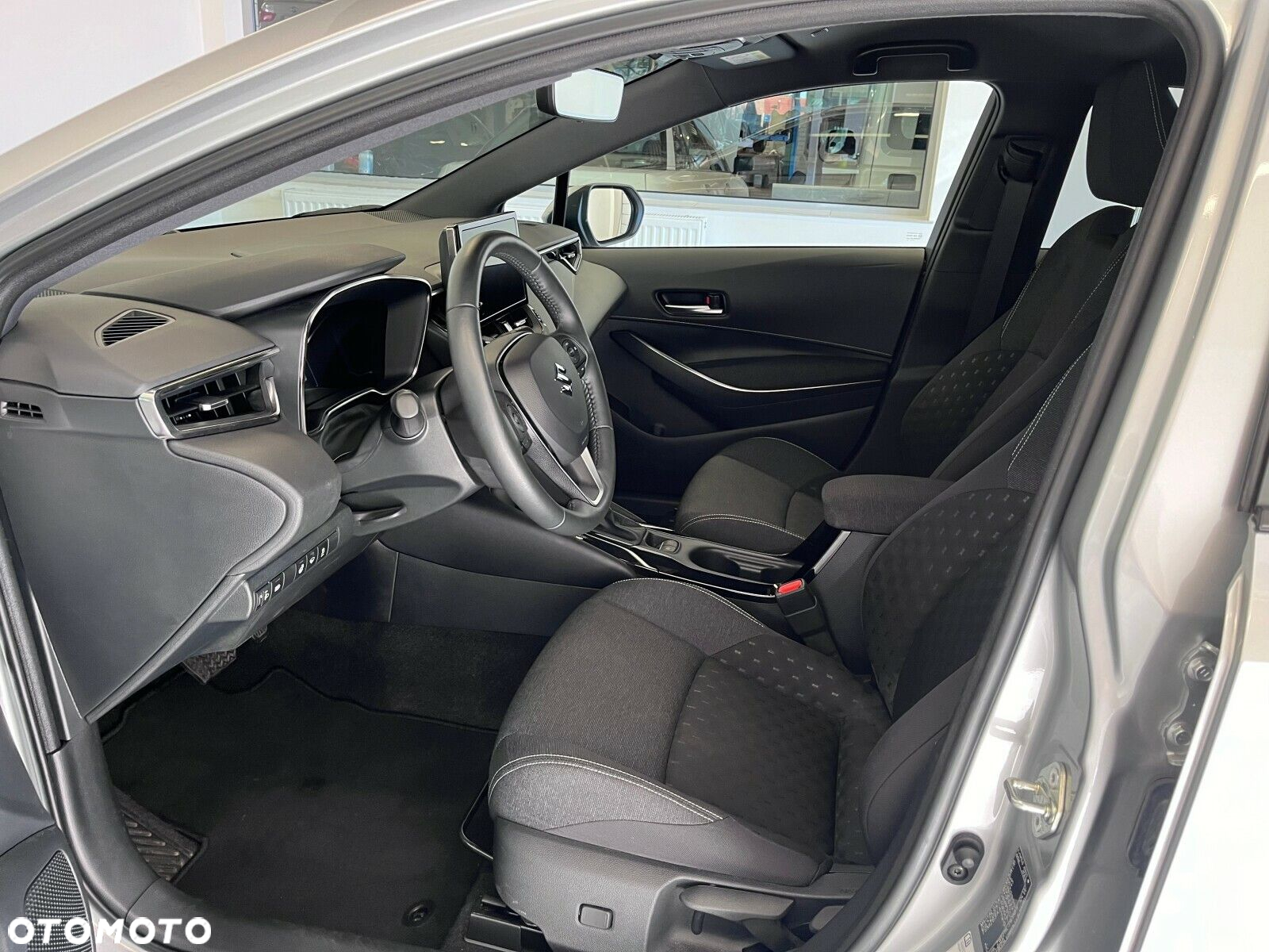 Suzuki Swace 1.8 Hybrid Premium Plus CVT - 10