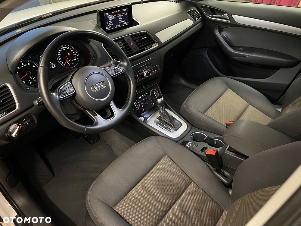 Audi Q3 1.4 TFSI S tronic - 19