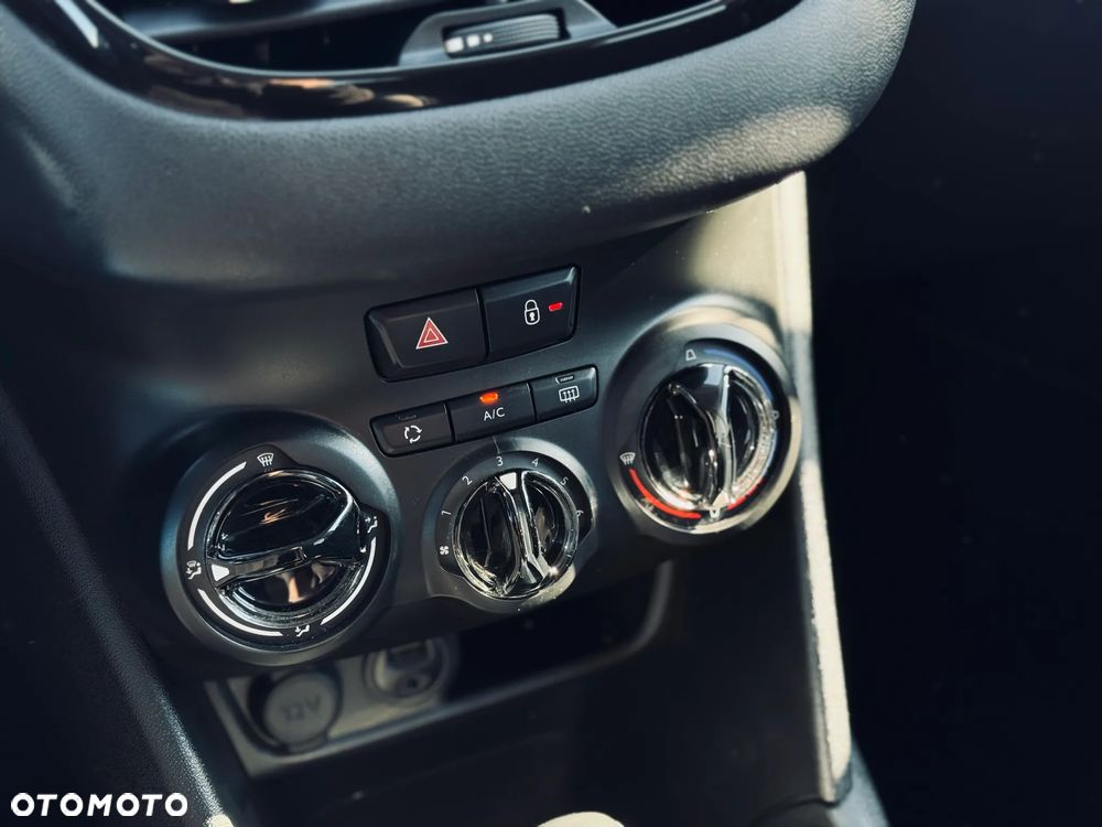 Peugeot 208 1.2 VTi Style - 29