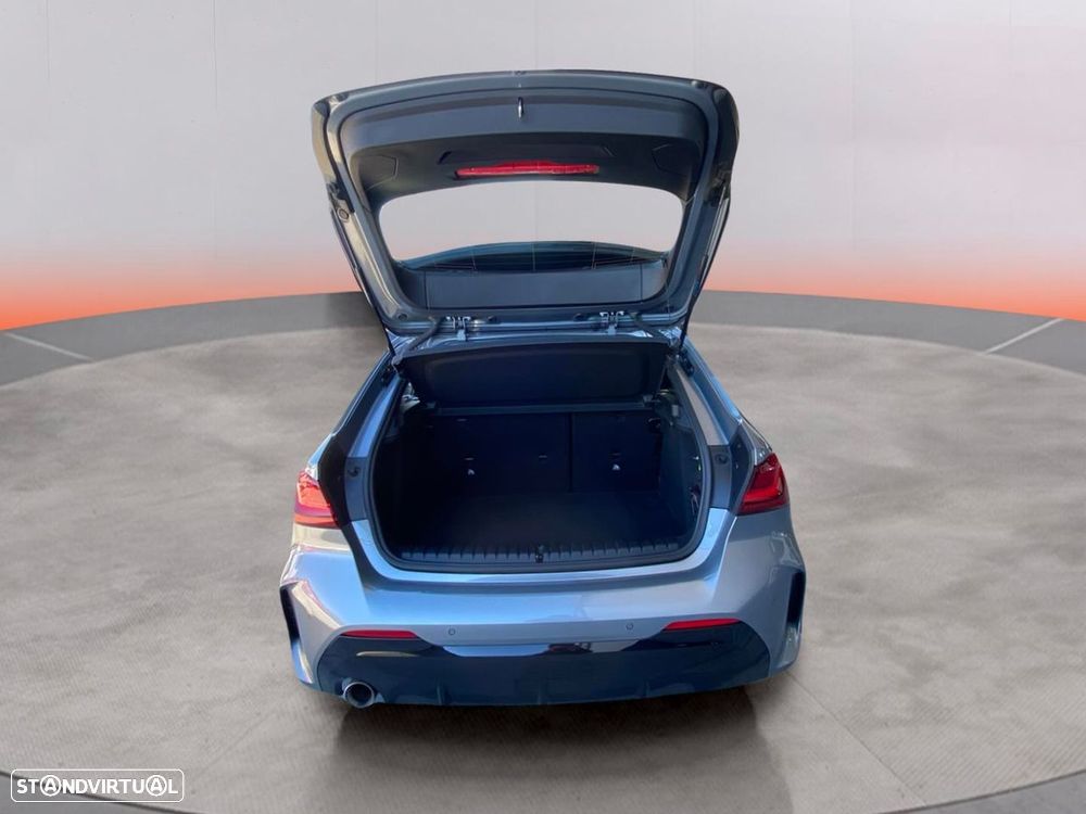 BMW 116 d Pack Desportivo M - 7