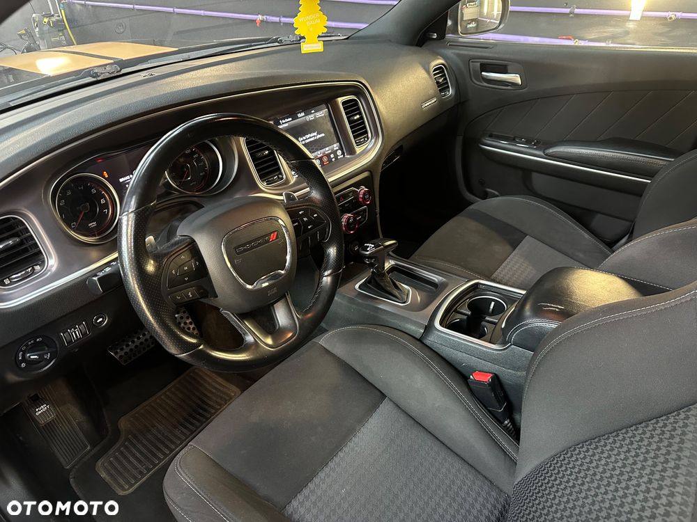 Dodge Charger 5.7 R/T - 7