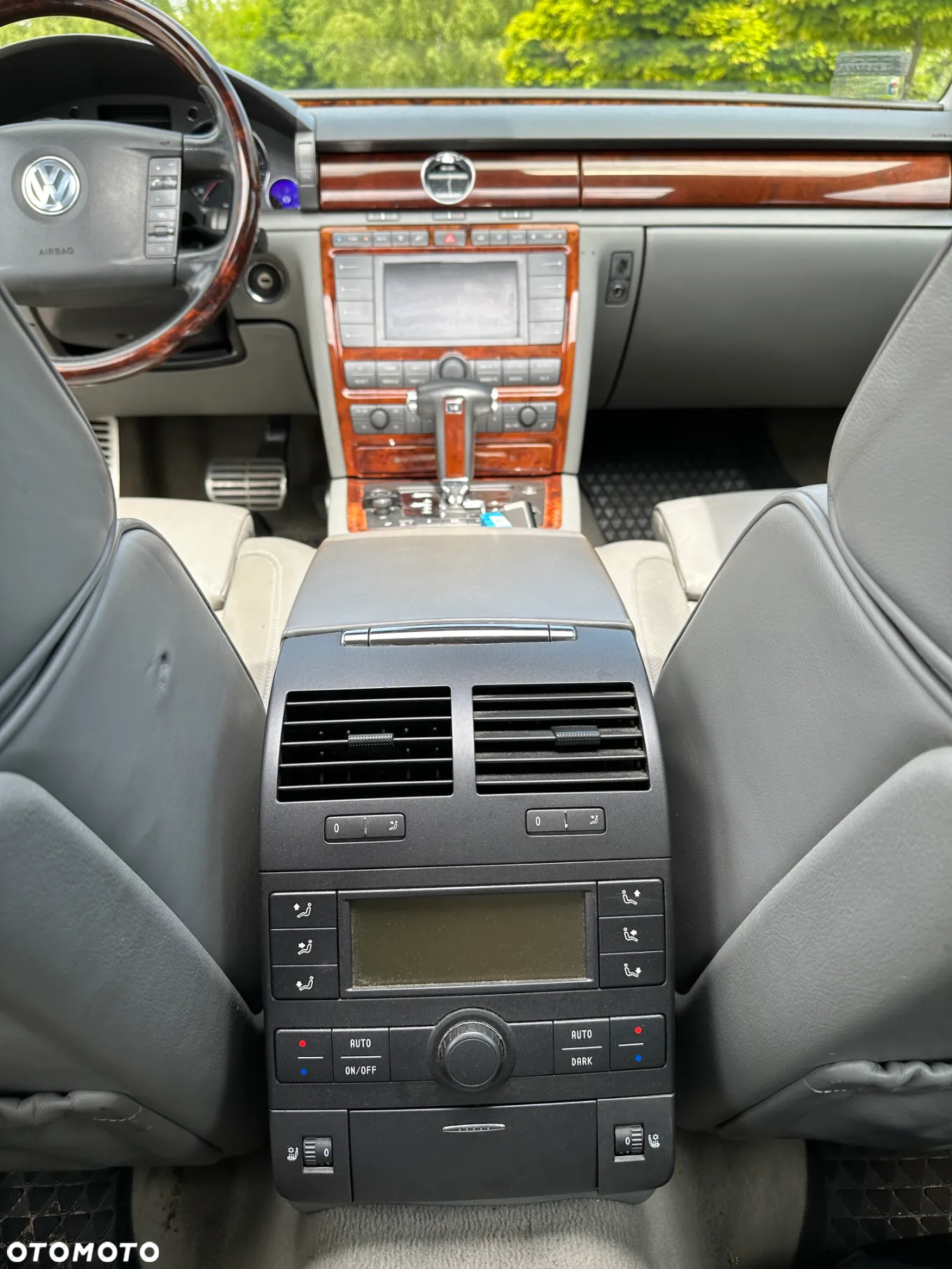 Volkswagen Phaeton 4.2 V8 4Mot (5 os.) - 14
