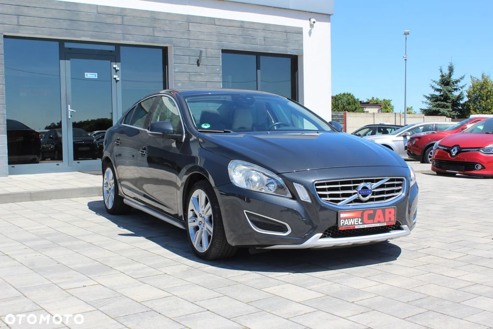 Volvo S60 T3 Summum - 13