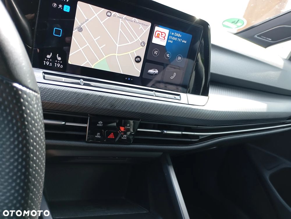 Volkswagen Golf 1.5 eTSI OPF DSG R-Line - 23