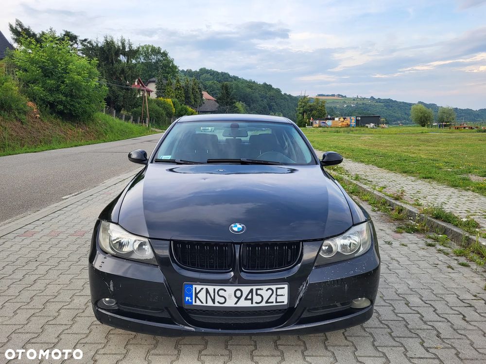 BMW Seria 3 318i - 2