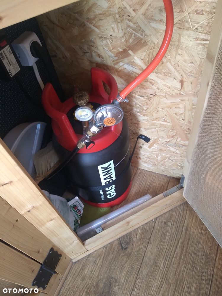 Mercedes-Benz SPRINTER - 14