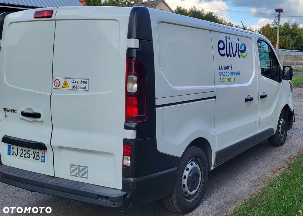 Renault Trafic - 15