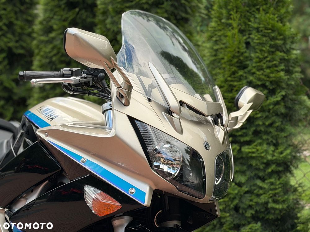 Yamaha FJR - 11