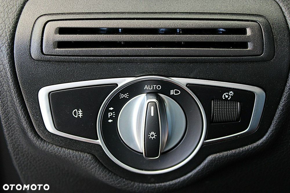 Mercedes-Benz GLC - 23