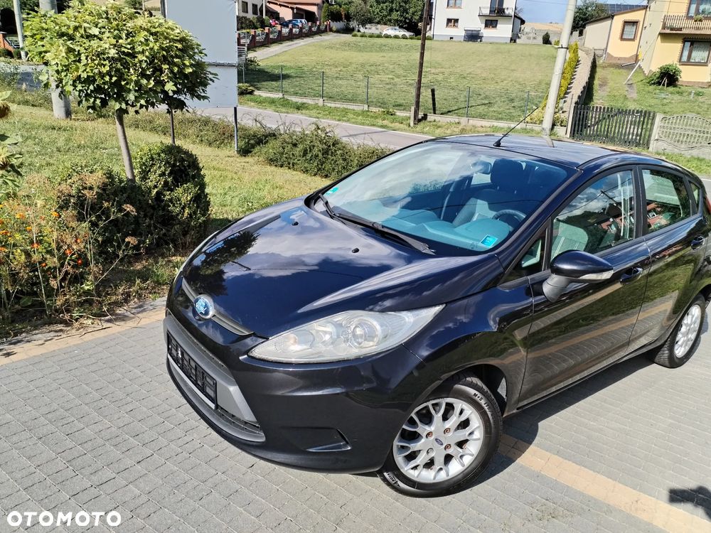 Ford Fiesta - 33