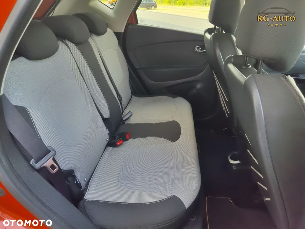 Renault Captur - 23